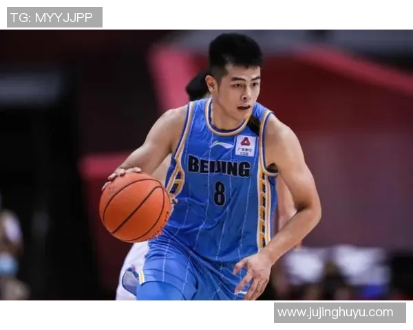 武汉篮球队在世界杯预选赛中以99分稳居积分榜首位，展现强劲实力